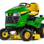 John Deere X330 Lawn Tractor