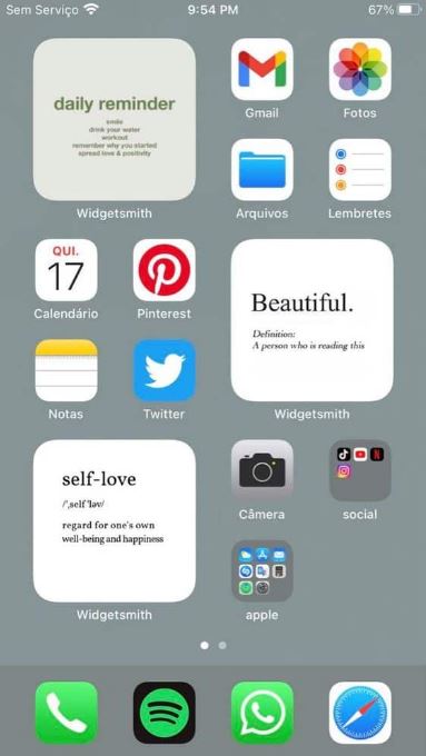 Feel Motivated – Creative iOS 15 Home Screen