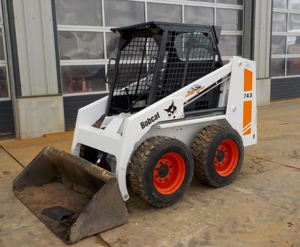 Bobcat 743 Specs, Weight, Price & Review